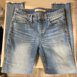 $40 Black Friday Sale! Joe’s Jeans The Icon Mid Rise Skinny Crop